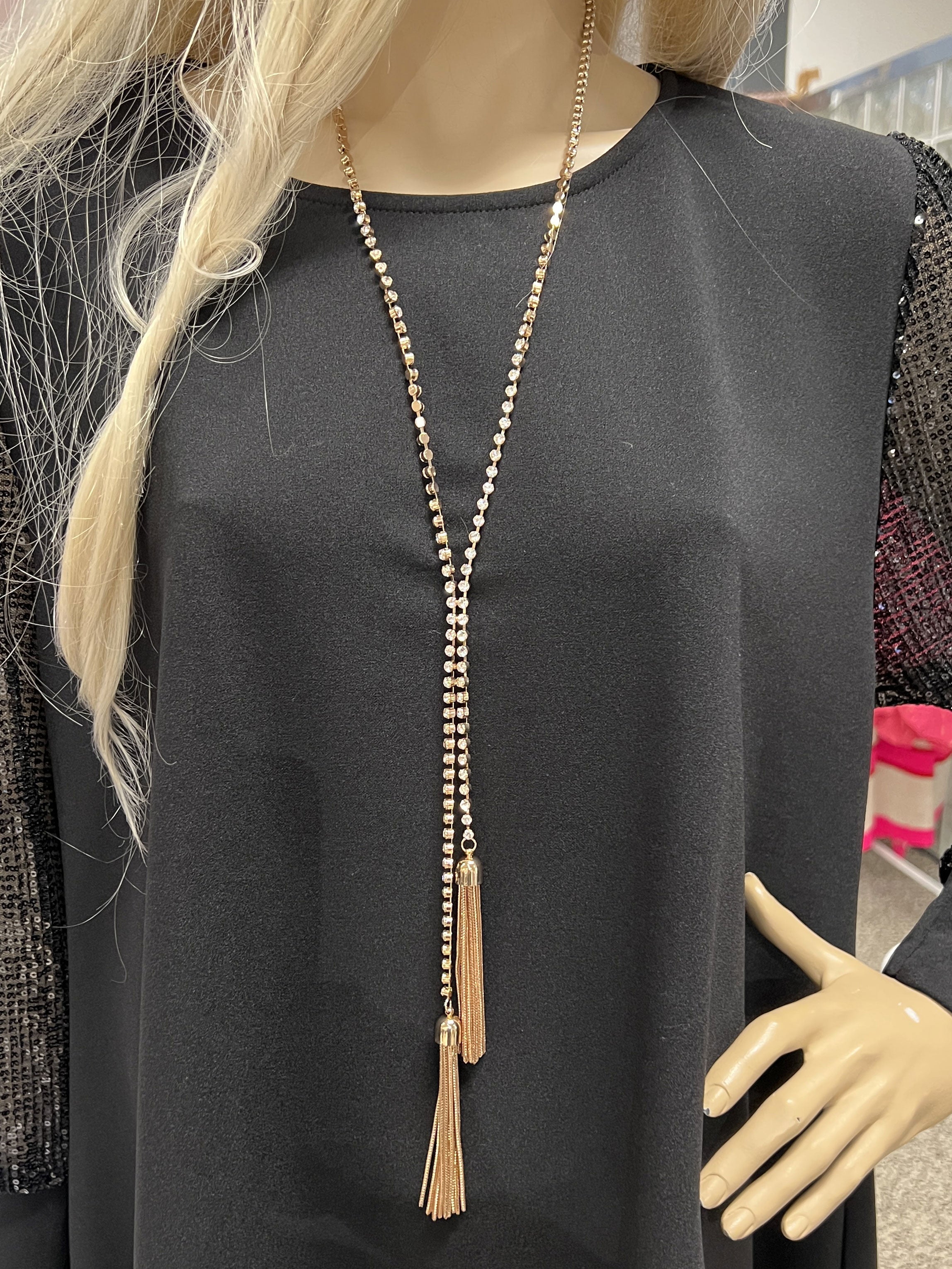 Francesca - Guldhalsband med stenimitation och tofsar - Gold